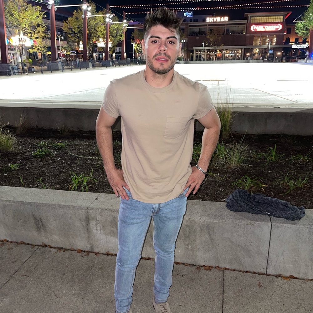 Meet your Posher, Pablo